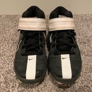 Nike baseball cleats size 3.5